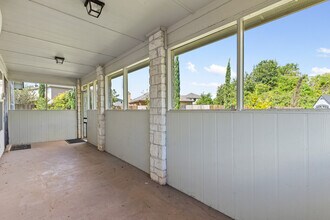 6505 Vista View Dr in Woodway, TX - Building Photo - Building Photo