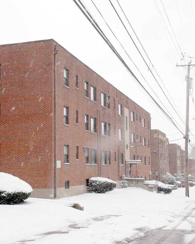 101 Mt Lebanon Blvd in Pittsburgh, PA - Building Photo - Building Photo