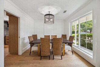12727 Kingsride Ln in Houston, TX - Building Photo - Building Photo