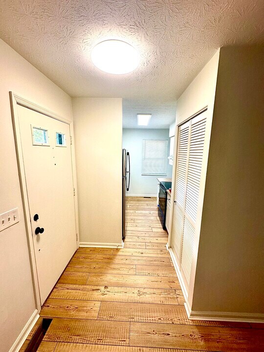 7614 Pons Ln in West Chester, OH - Building Photo