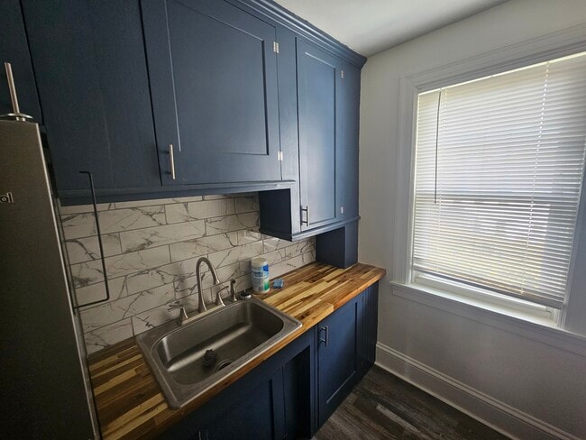 91 Arnold St, Unit 3 in Lincoln, RI - Building Photo - Building Photo