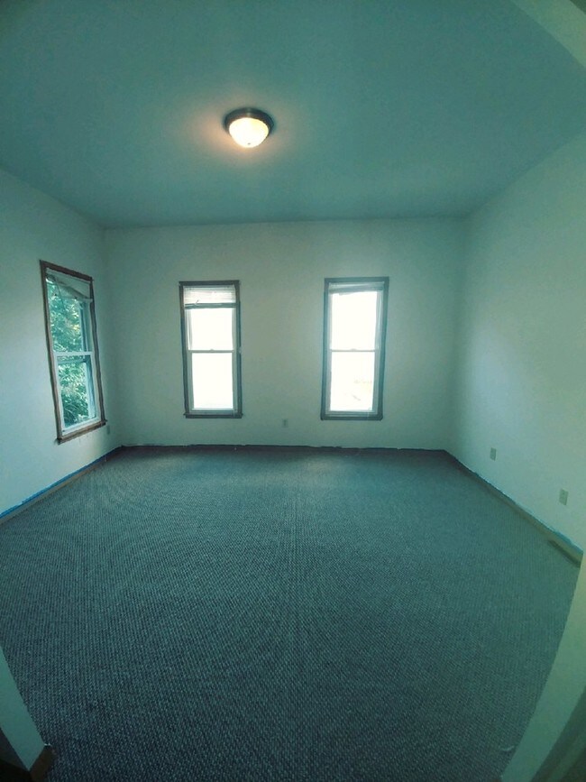 36 Garden St Rentals in Amsterdam, NY