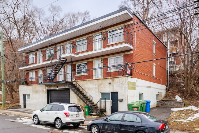 169 Milton Av in Lachine, QC - Building Photo - Building Photo