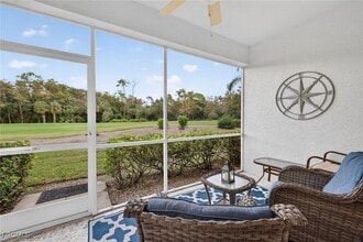 2925 Cypress Trace Cir, Unit 103 in Naples, FL - Foto de edificio - Building Photo