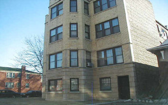 3349-3355 W Balmoral Ave Apartamentos