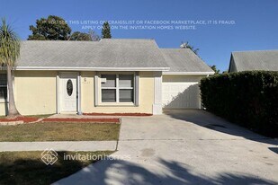 5447 Twin Oakes Rd in Greenacres, FL - Building Photo