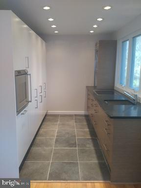 property at 120 Fleetwood Terrace