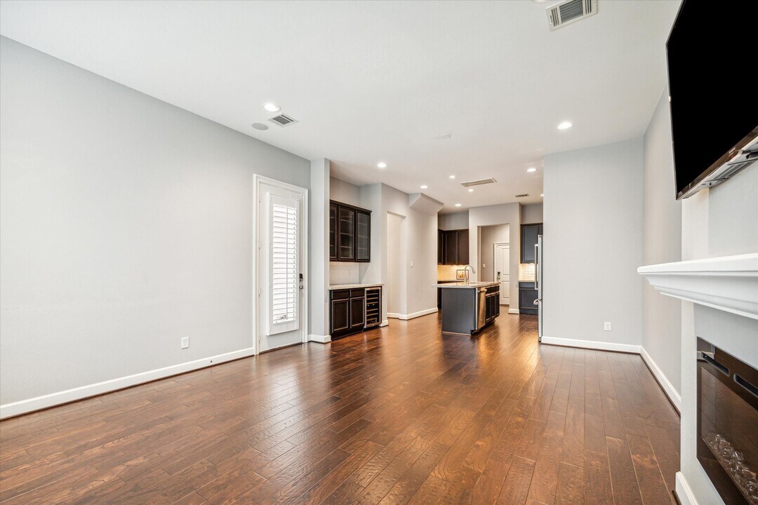 5118 Larkin St in Houston, TX - Building Photo