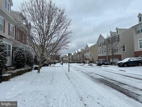 410 Williamson Ct in Lansdale, PA - Foto de edificio - Building Photo