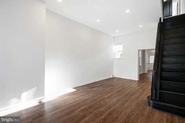 2548 Ann St in Philadelphia, PA - Building Photo - Building Photo