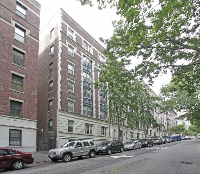 548 Riverside Dr in New York, NY - Building Photo - Building Photo