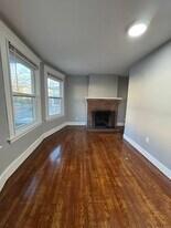 1528 Ella T Grasso Blvd in New Haven, CT - Building Photo