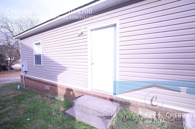 629 E Cherry Ave in Jonesboro, AR - Building Photo - Building Photo