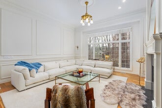 16646 Brooklane Blvd in Northville, MI - Building Photo - Building Photo