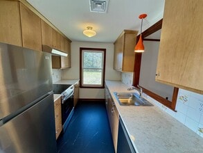 34 Union Ave in Patchogue, NY - Building Photo - Building Photo