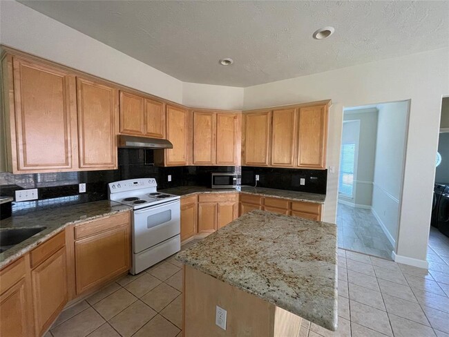 5934 Heathmoor Ln in Houston, TX - Building Photo - Building Photo
