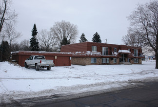 8511 Able St NW in Blaine, MN - Building Photo - Building Photo