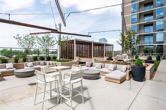 3031 Oliver St in Dallas, TX - Building Photo - Building Photo