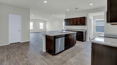 812 Nodding Nixie in Seguin, TX - Building Photo - Building Photo