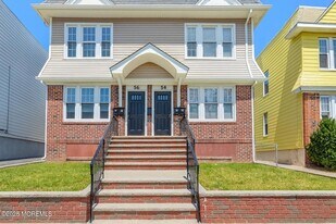 56 Lindsley Pl, Unit 1 in East Orange, NJ - Building Photo