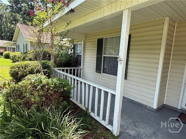 211 Woodbury Ln in Rincon, GA - Building Photo - Building Photo