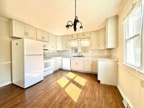 6206 Buckhorn Rd in Greensboro, NC - Building Photo - Building Photo