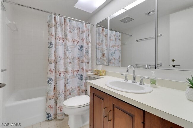property at 5015 Harbortown Ln