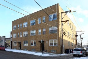 1757-1761 W Lunt Ave Apartments