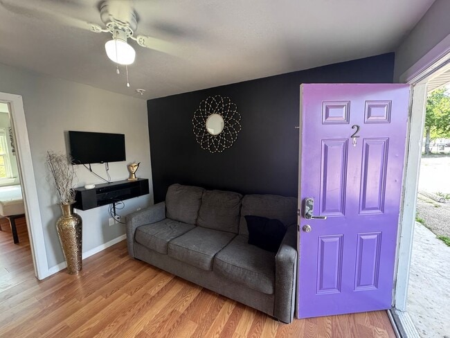 property at 1402 N 2nd St