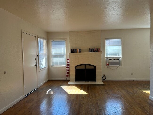 2234 Perkins Ave in Oroville, CA - Foto de edificio - Building Photo