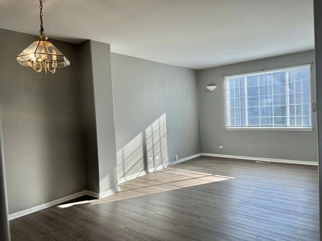 3367 Ravinia Cir in Aurora, IL - Building Photo - Building Photo