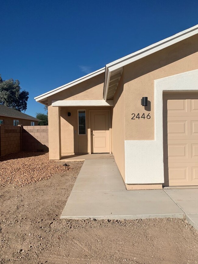 2446 South in Tucson, AZ - Building Photo - Building Photo