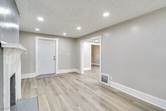 920 Bloomfield Ave in Akron, OH - Building Photo - Building Photo