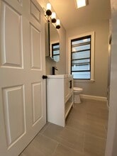 344 Saratoga St, Unit 2 in Boston, MA - Foto de edificio - Building Photo