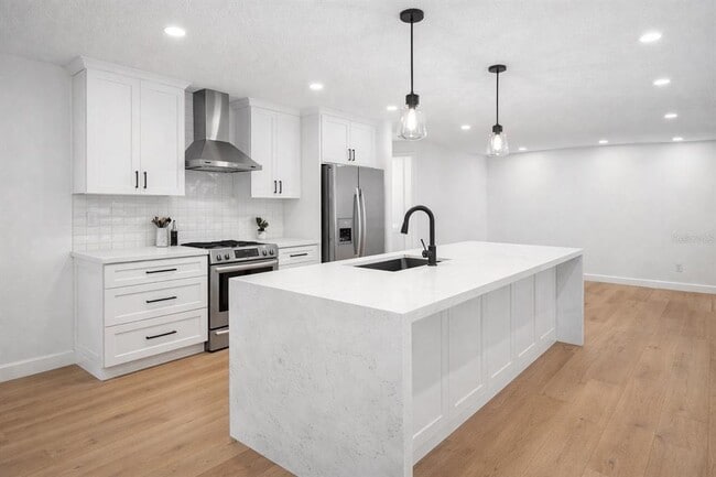 5200 26th Ave N in St. Petersburg, FL - Building Photo - Building Photo