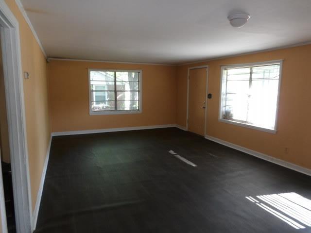 111 S Guignard Dr in Sumter, SC - Building Photo
