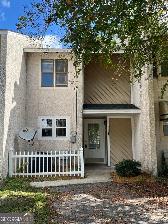 114 Inlet Reach Cir in St. Marys, GA - Building Photo