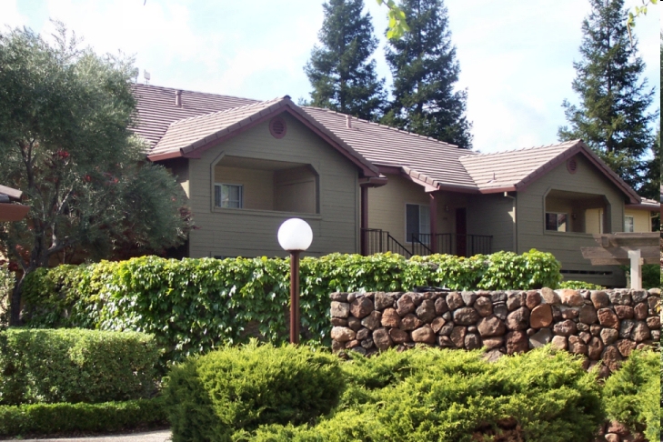 Cobble Creek in Chico, CA - Building Photo