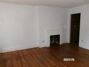 100 Bowen St in Providence, RI - Building Photo - Building Photo