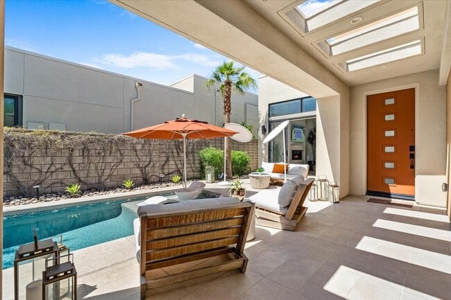 446 Fountain Dr in Palm Springs, CA - Building Photo - Building Photo