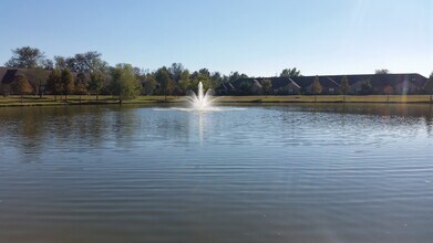 809 Summer Breeze Dr, Unit Summerwoodvillas1204 in Baton Rouge, LA - Building Photo - Building Photo