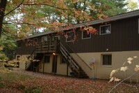 8001 Sunset Avenue, Unit Apt #3 in Lake Tomahawk, WI - Foto de edificio - Building Photo