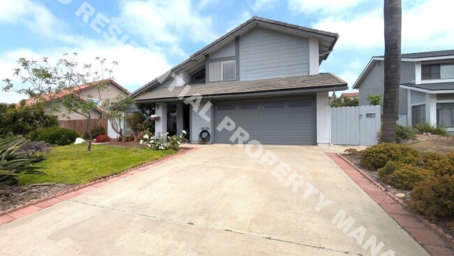 property at 2806 Atadero Ct
