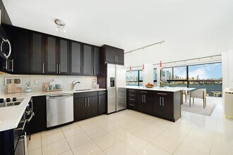 380 Mountain Rd in Union City, NJ - Building Photo - Building Photo