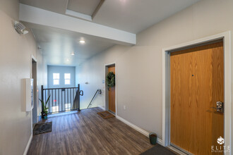 Bella Terra Luxury Apartments in Anchorage, AK - Building Photo - Building Photo