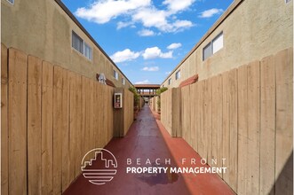 930 N. Enterprise Ave. in Inglewood, CA - Building Photo - Building Photo