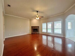 233 Wellington Trail in Weatherford, TX - Building Photo - Building Photo