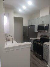 601 E Burgess Rd in Pensacola, FL - Building Photo - Building Photo