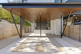613 Clifford Dr in Austin, TX - Building Photo - Building Photo