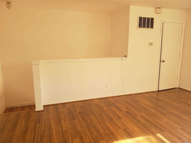 110-15 63rd Ave-Unit -2 FL in Queens, NY - Building Photo - Building Photo